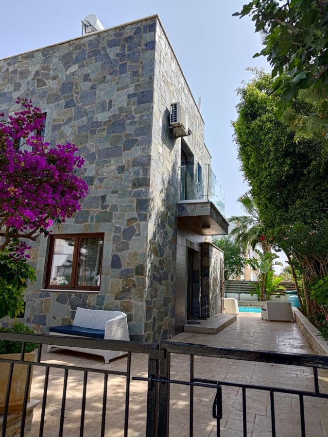 Mosaic Villa By The Sea Protaras Exterior photo